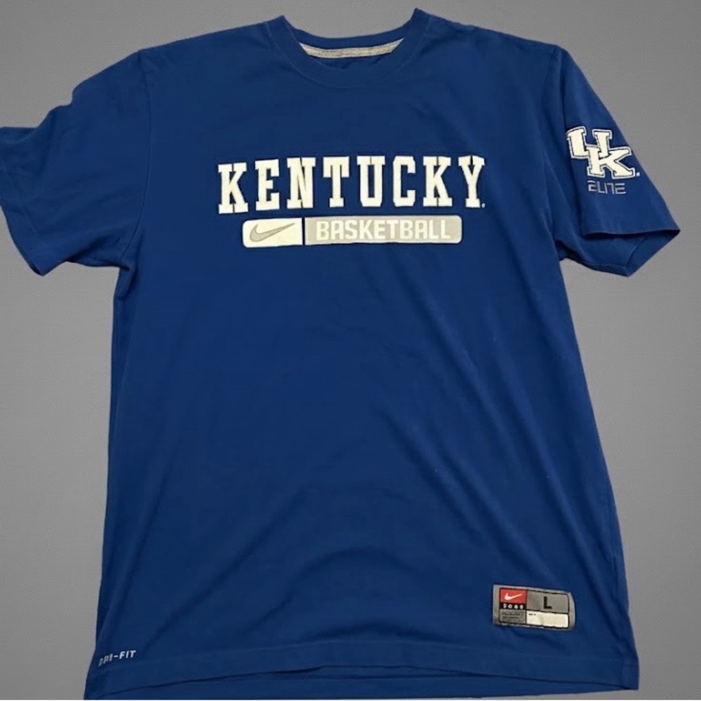 Nike Kentucky Wildcats College Basketball T-Shirt